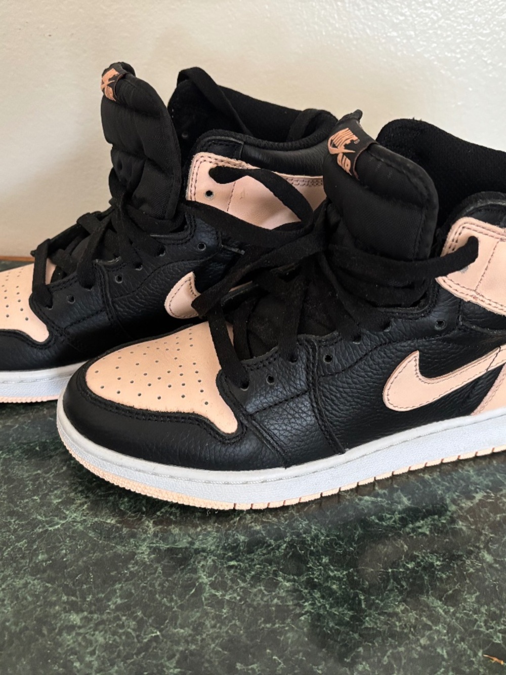 Nike Air Jordan 1 Retro High OG Crimson Tint Pink Black Youth 5.5